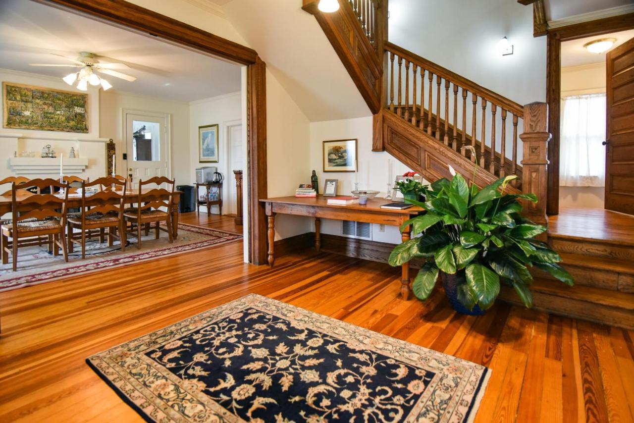 Love Lane Bed & Breakfast Waynesville Εξωτερικό φωτογραφία