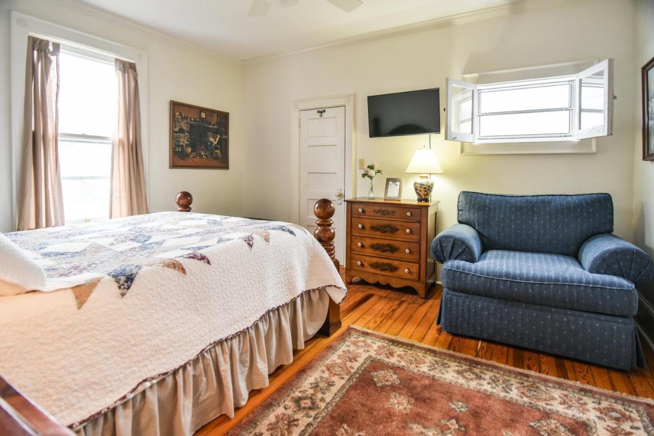 Love Lane Bed & Breakfast Waynesville Εξωτερικό φωτογραφία